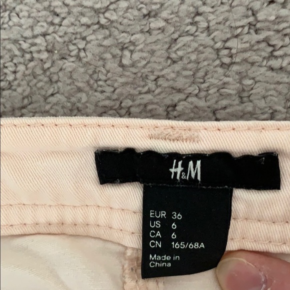Light pink H&M jeans - Picture 2 of 2